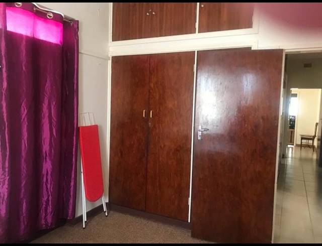 3 BEDROOM HOUSE FOR SALE IN STILFONTEIN EXT 3